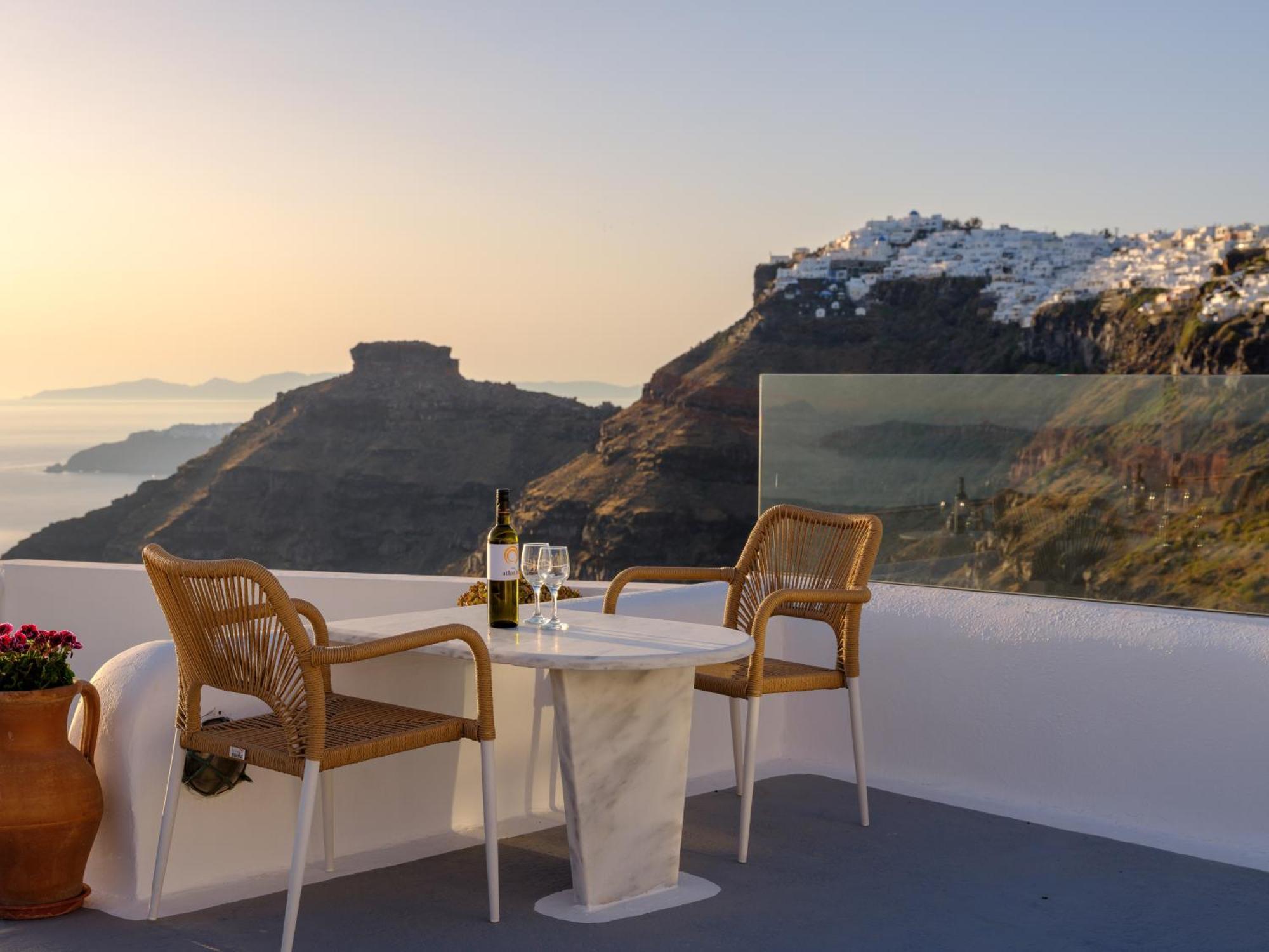 Vallas Apartments & Villas Firostefani Bagian luar foto