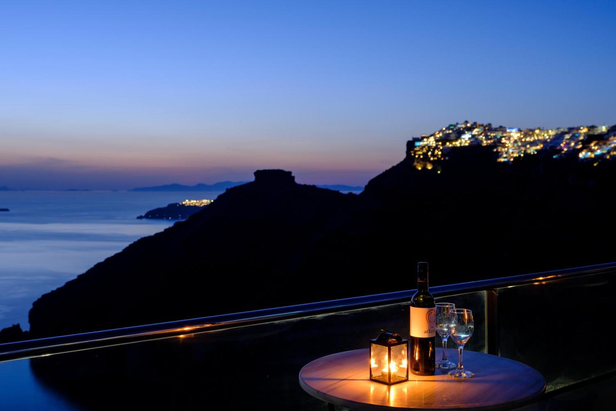 Vallas Apartments & Villas Firostefani Bagian luar foto